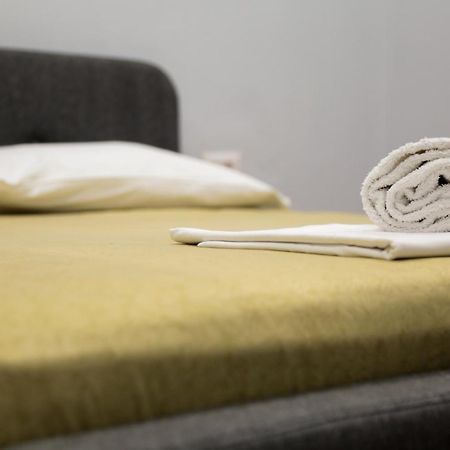 Be Solei Studio Apartments Sol 2 Tirana Eksteriør billede