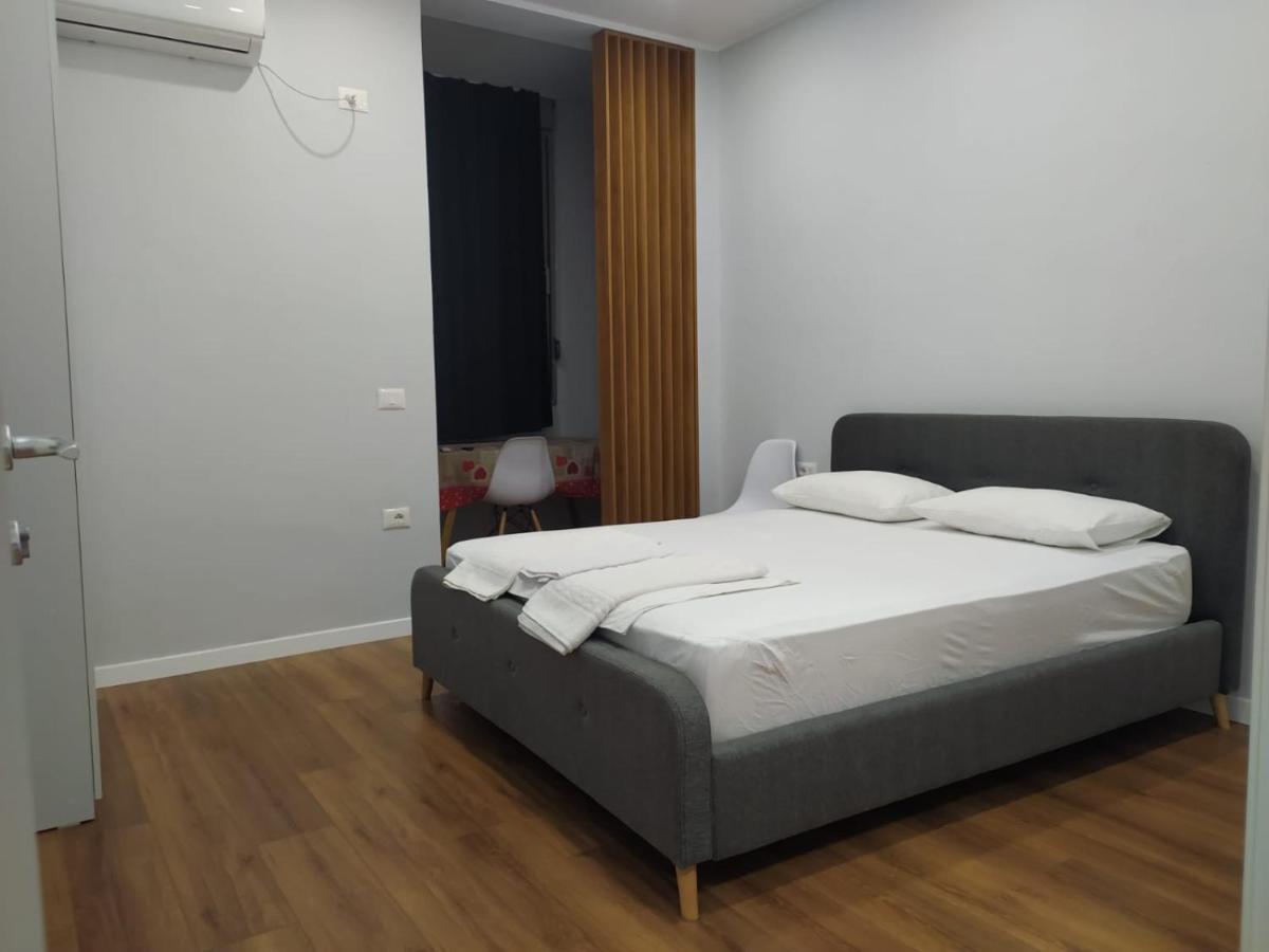 Be Solei Studio Apartments Sol 2 Tirana Eksteriør billede