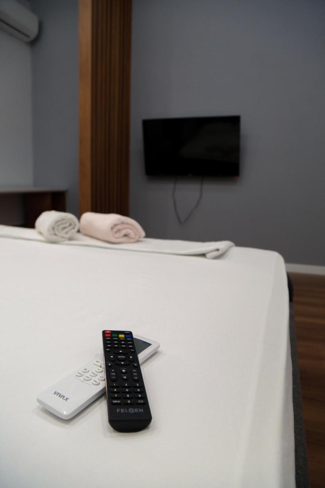 Be Solei Studio Apartments Sol 2 Tirana Eksteriør billede